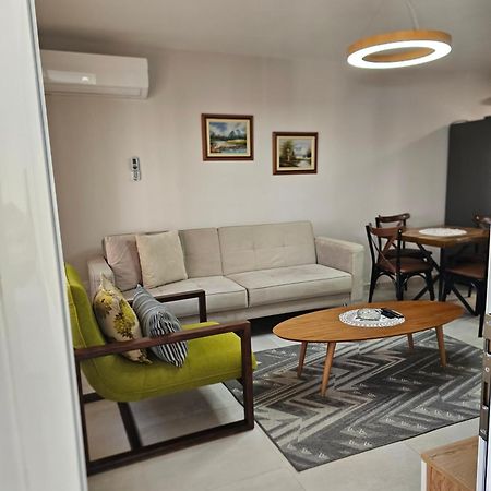 Alex'S Apartment Durrës Eksteriør bilde